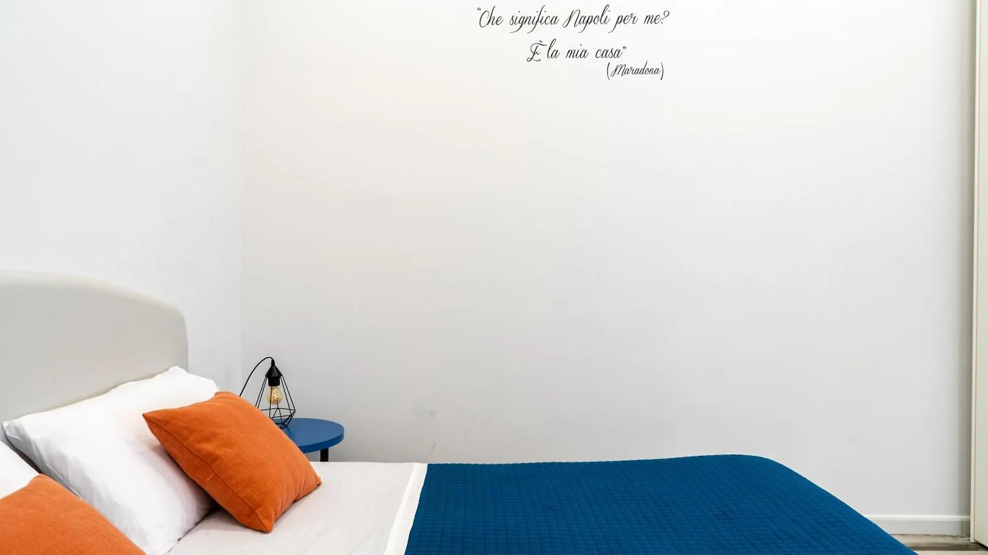 Bed & Breakfast Bed and Breakfast Fara'S House Napoli Italia